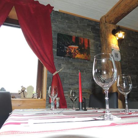 Auberge "La Fourchette Paysanne" Dochamps Exterior foto